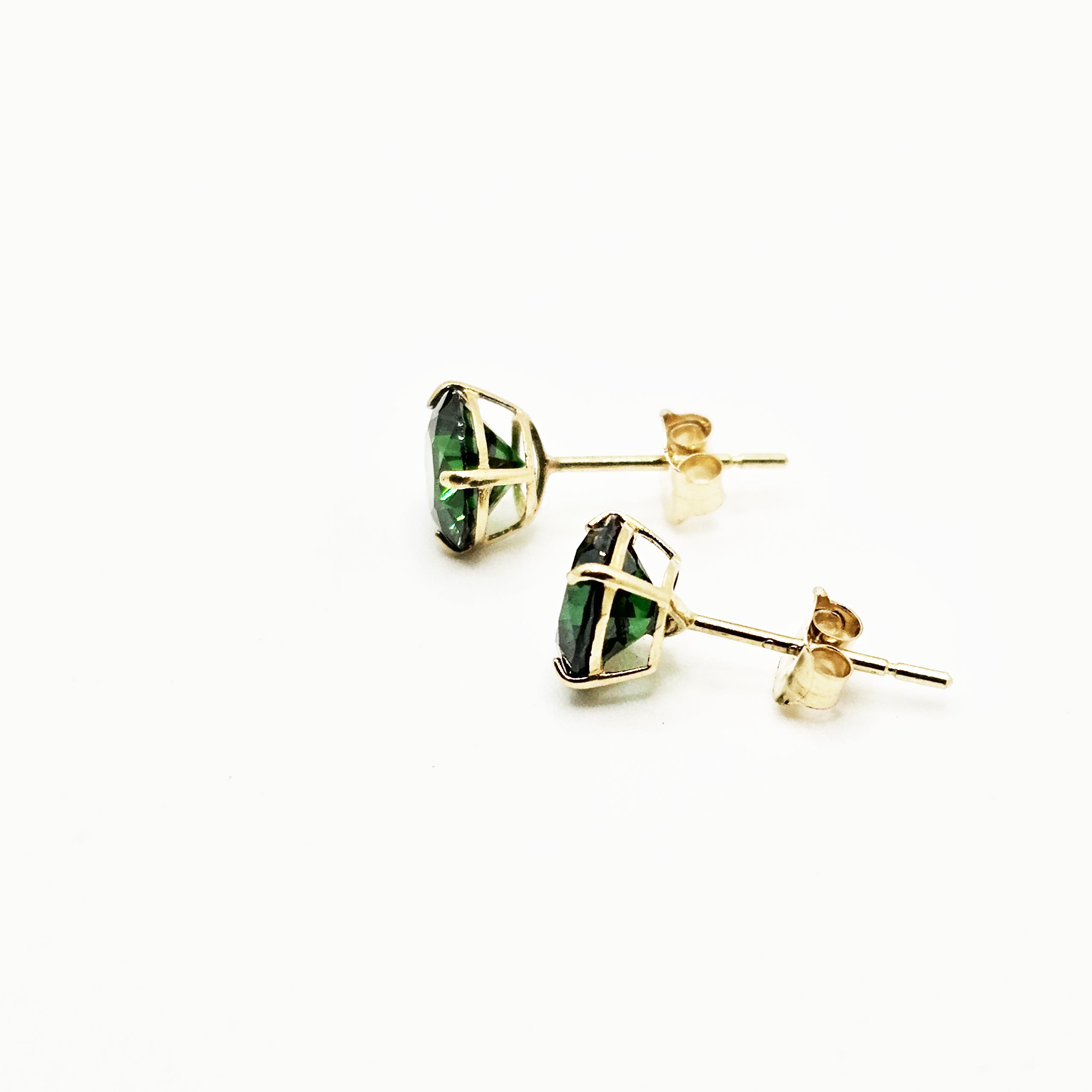 14k Gold Lab-Grown Emerald Stud Earrings